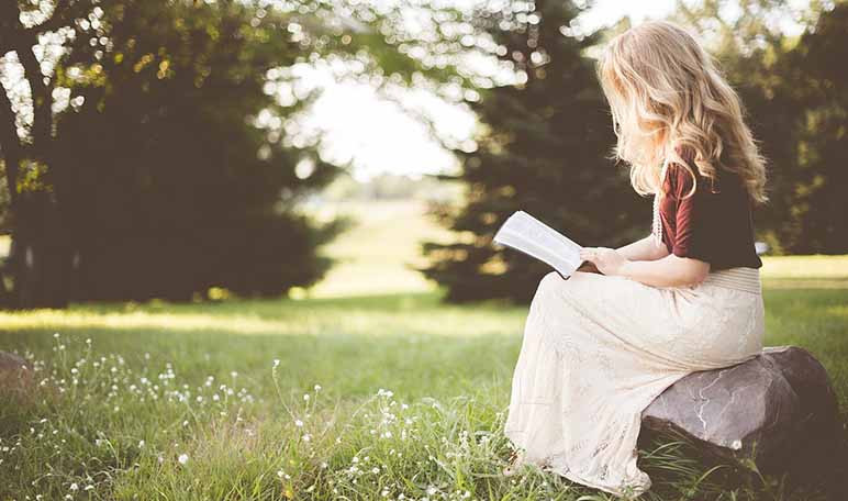 Cómo fomentar la lectura al aire libre en verano