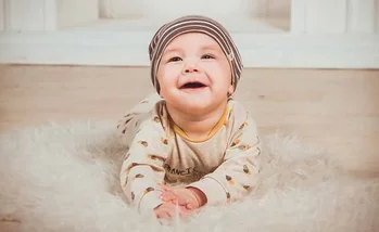 beneficios-del-gateo-para-los-bebes-wikiduca