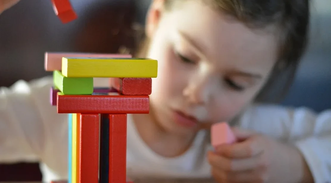 Beneficios de jugar con LEGO para los niños