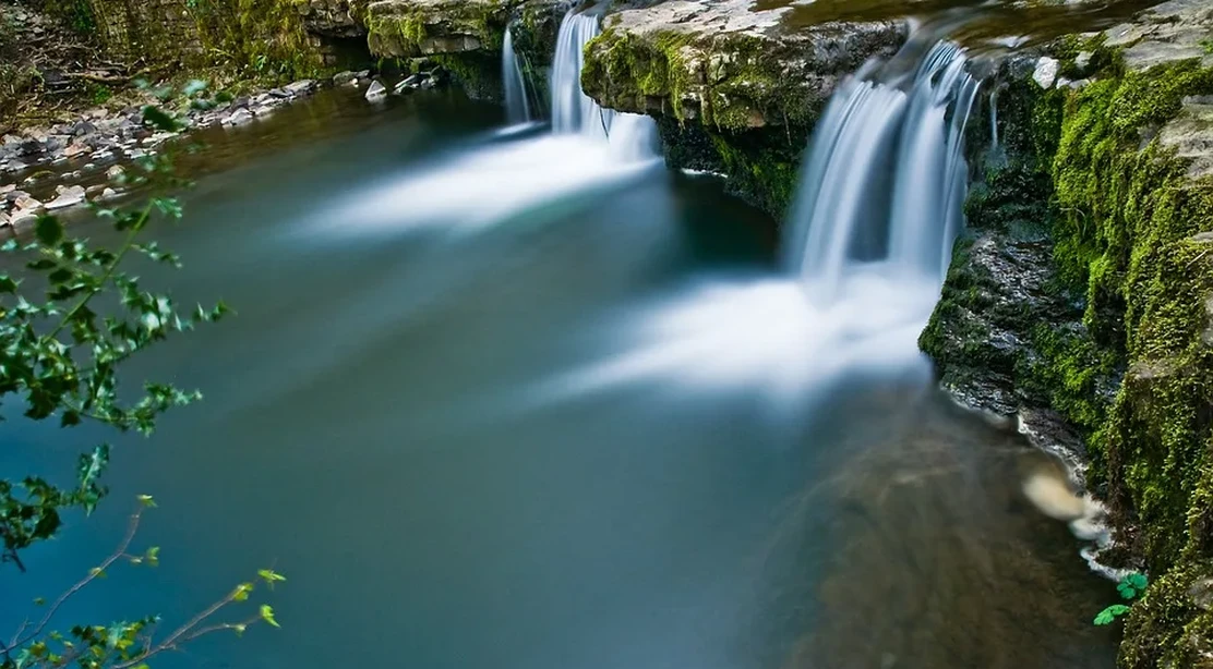 Piscinas naturales de España para un verano en familia