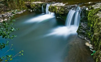 Piscinas naturales de España para un verano en familia